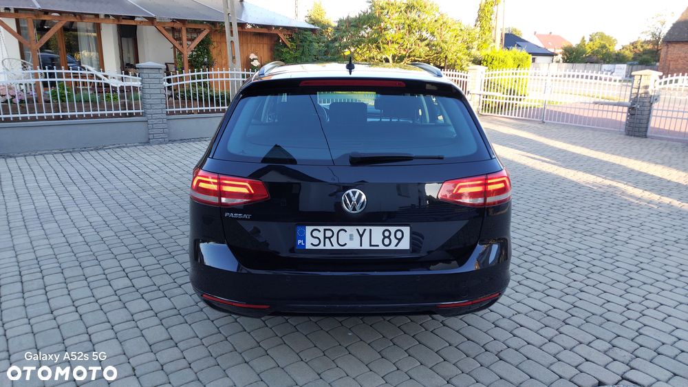 Volkswagen Passat 2.0 TDI SCR Comfortline - 16