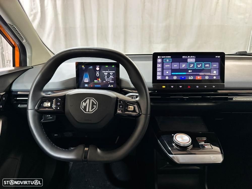 MG MG4 64 kWh Luxury - 19