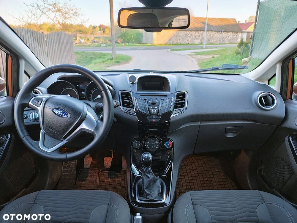 Ford Fiesta 1.5 TDCi Champions Edition - 19