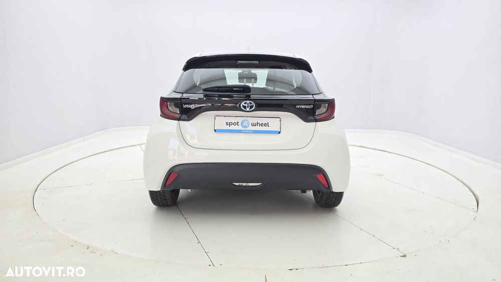 Toyota Yaris 1.5 VVT-i HSD Eco - 8