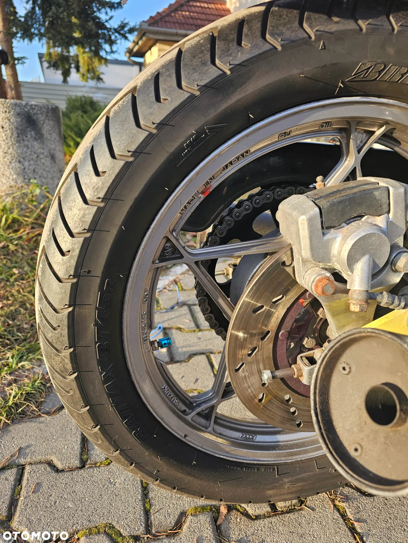 Suzuki GS - 9