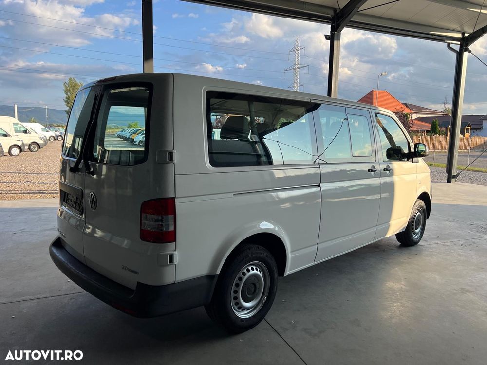 Volkswagen Transporter - 4