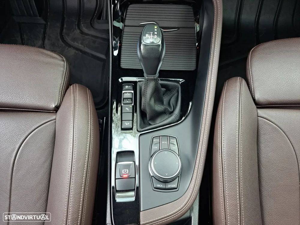 BMW X1 sDrive18d Aut. xLine - 39