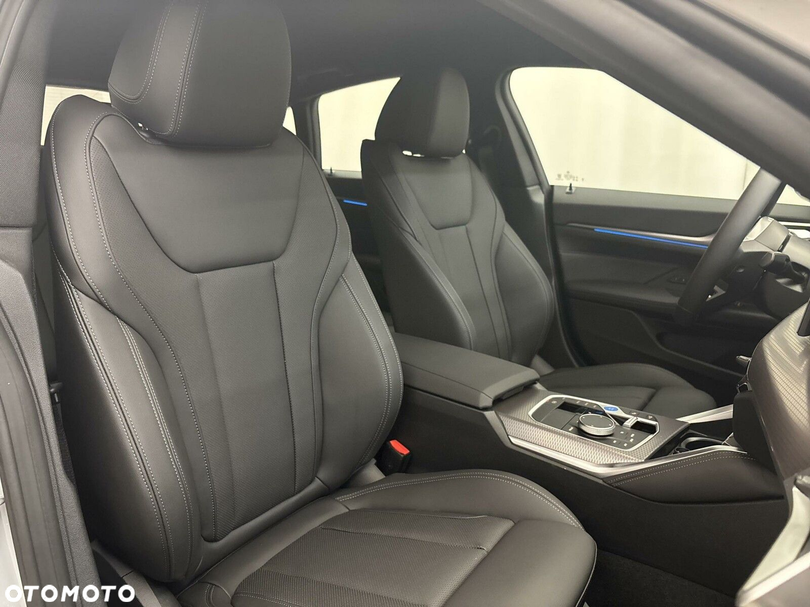 BMW i4 - 21