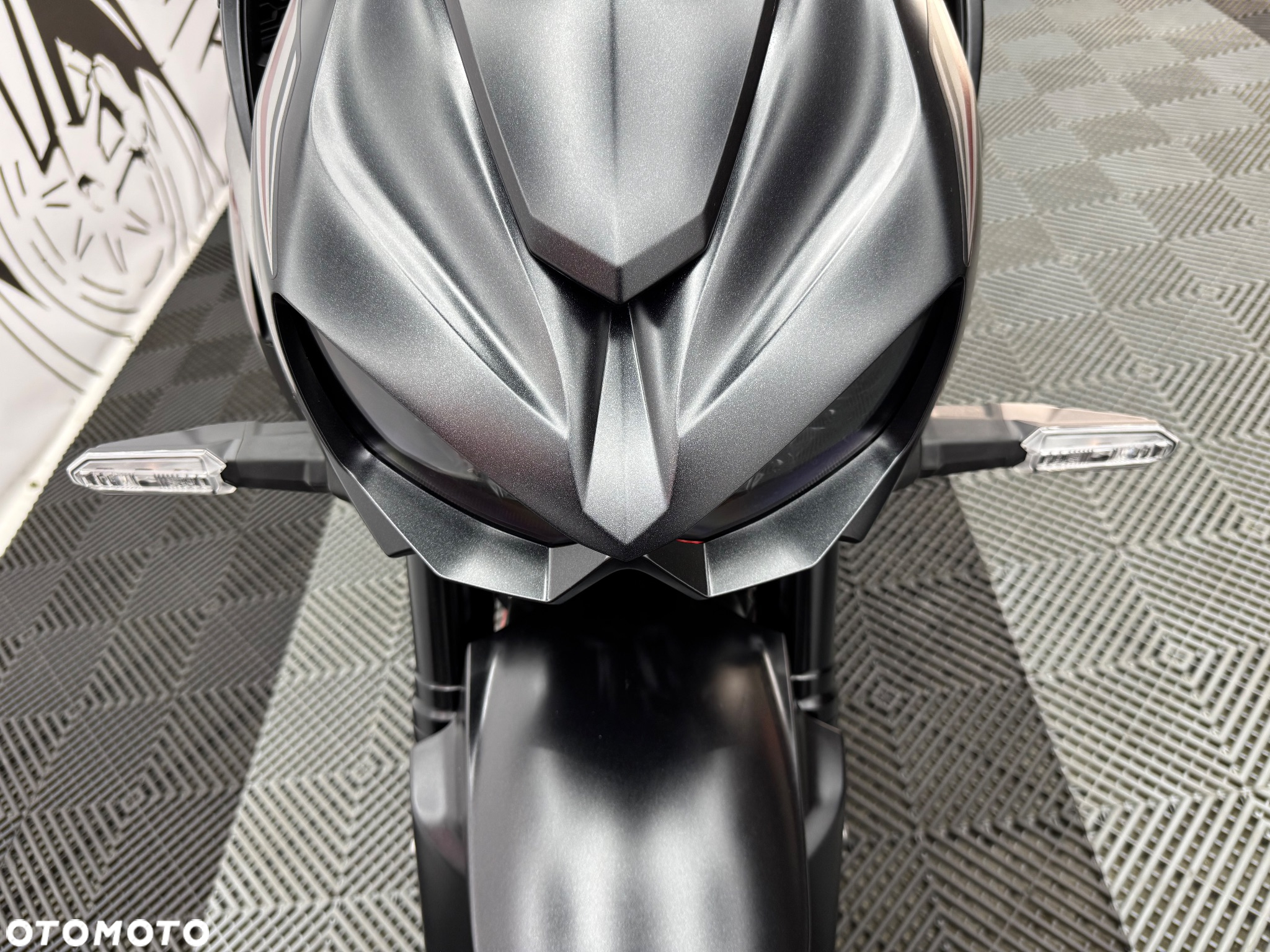 Kawasaki Z - 15