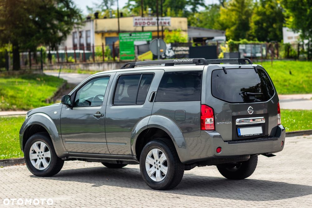Nissan Pathfinder 2.5 dCi Premium - 14