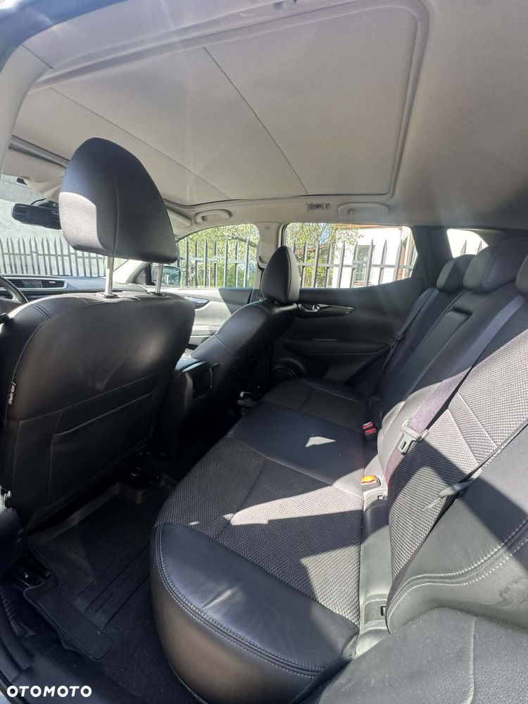 Nissan Qashqai 1.6 DCi Tekna+ Xtronic - 9