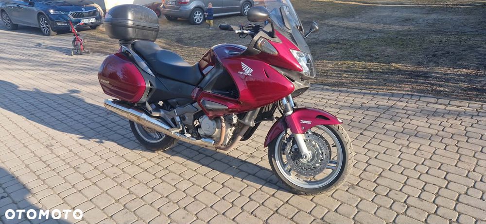 Honda NT - 1