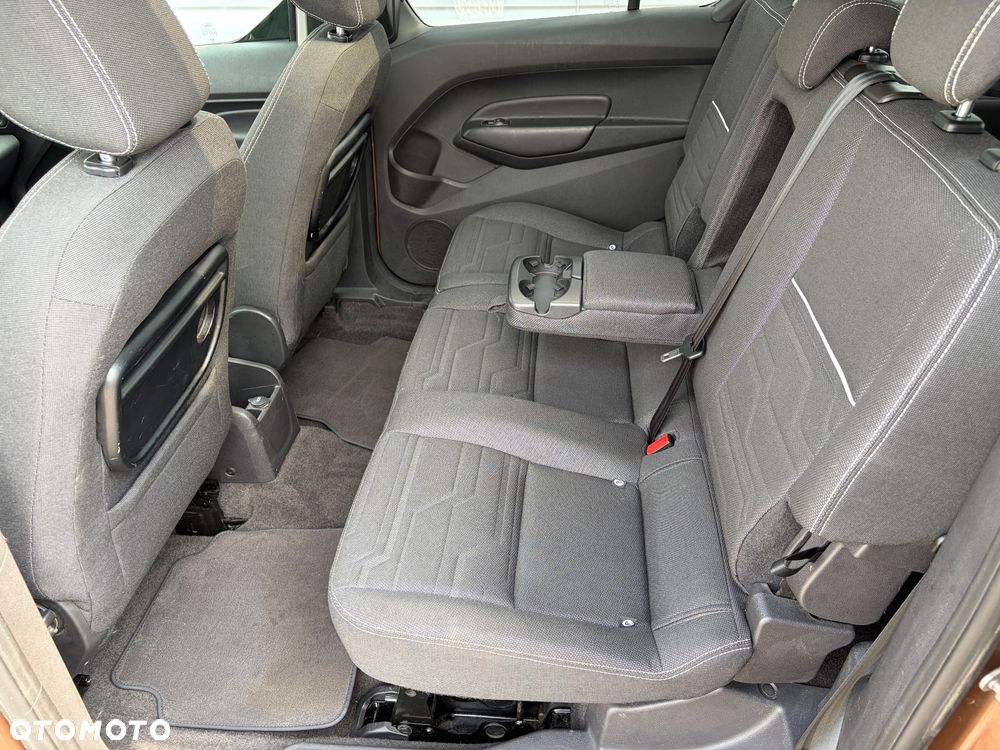 Ford Transit Connect - 8