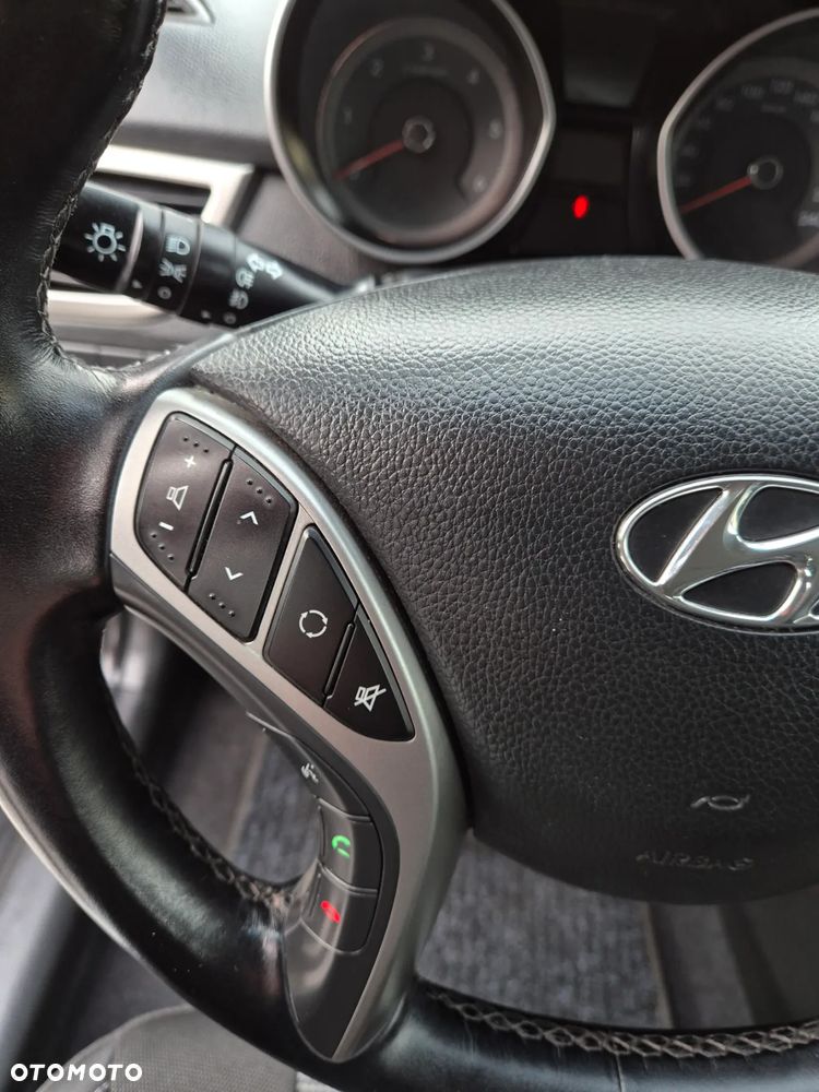 Hyundai i30 blue 1.6 CRDi Classic - 31