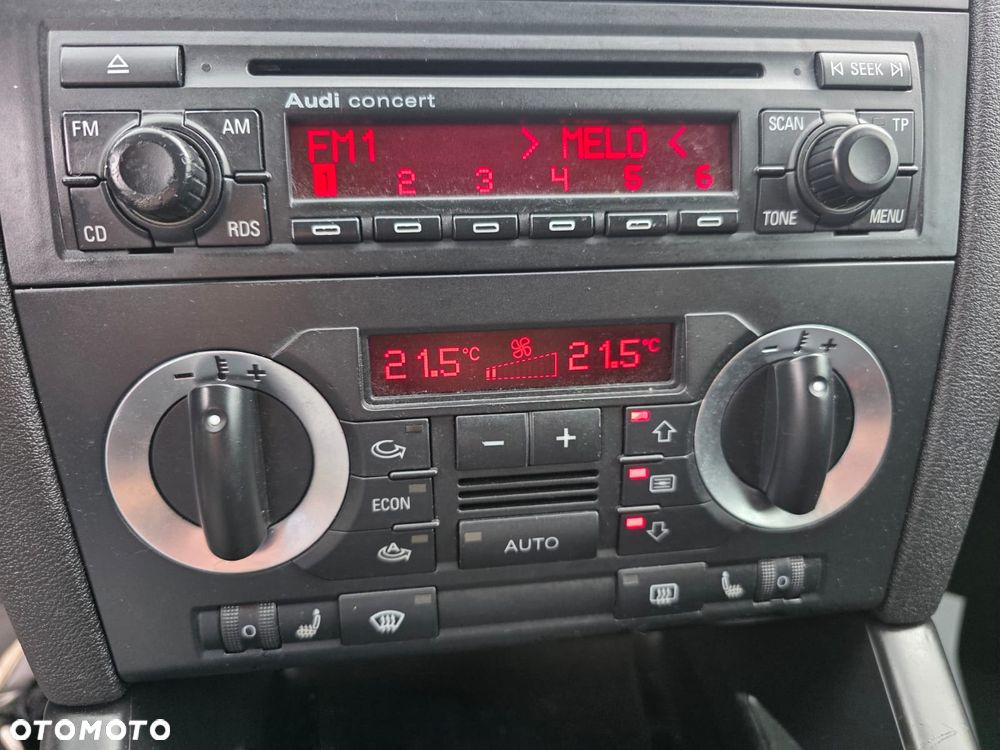 Audi A3 Sportback 2.0 FSI Ambiente - 21