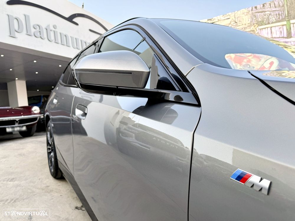 BMW 530 e Pack Desportivo M Pro - 42