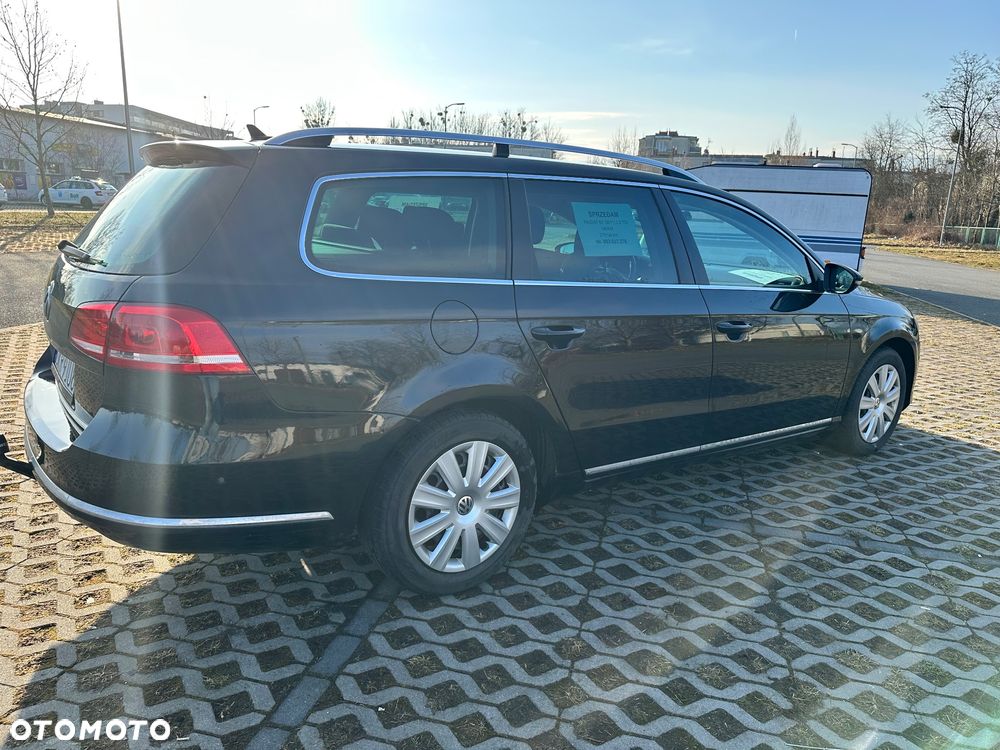 Volkswagen Passat 2.0 TDI Highline - 11
