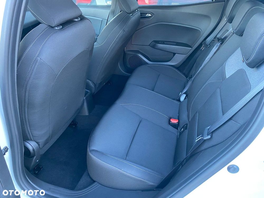 Mitsubishi Colt - 13