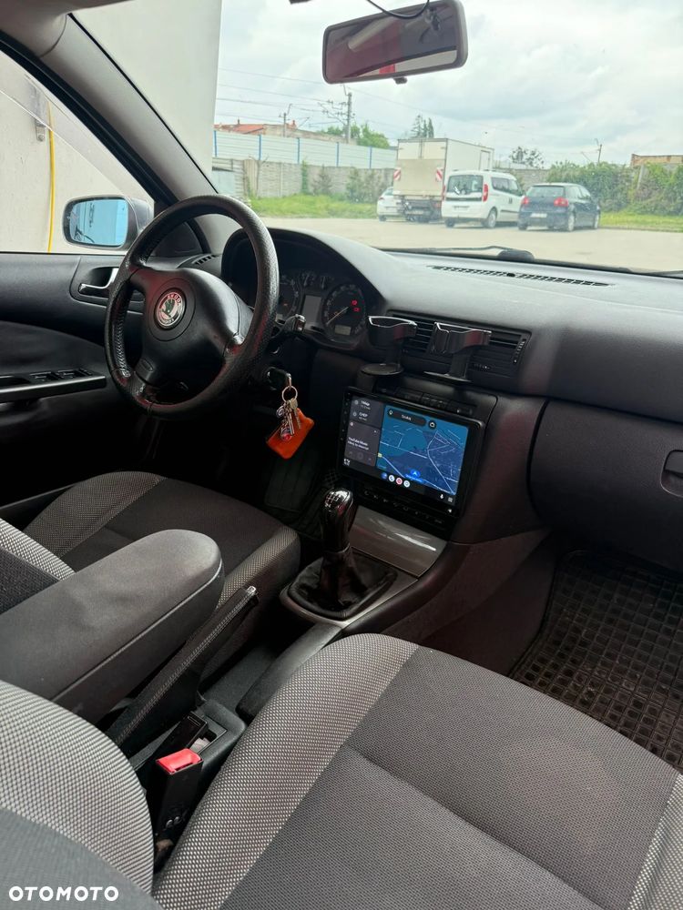 Skoda Octavia 2.0 Elegance - 7