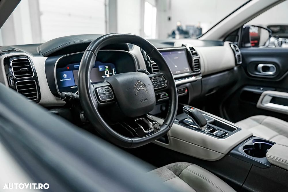Citroën C5 Aircross 1.6 PHEV FWD 225 EAT8 Shine - 11