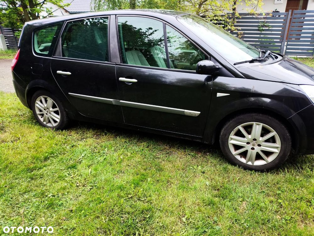 Renault Scenic 2.0 Confort Expression - 9