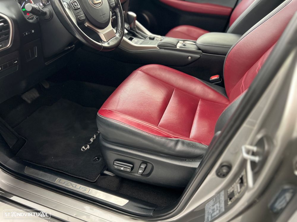 Lexus NX 300h Business - 38