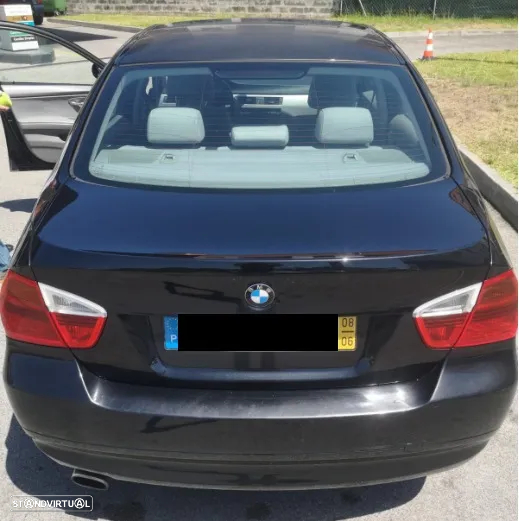 BMW 318 d - 13