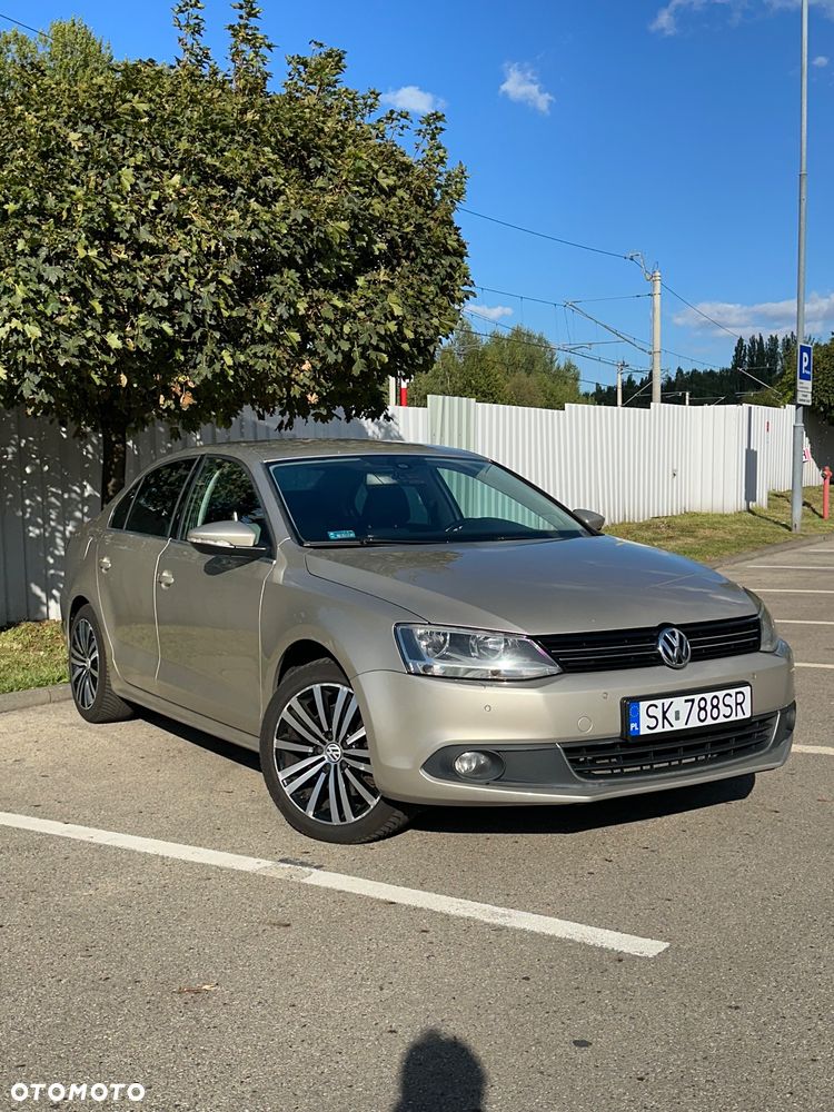 Volkswagen Jetta 1.4 TSI Highline - 4
