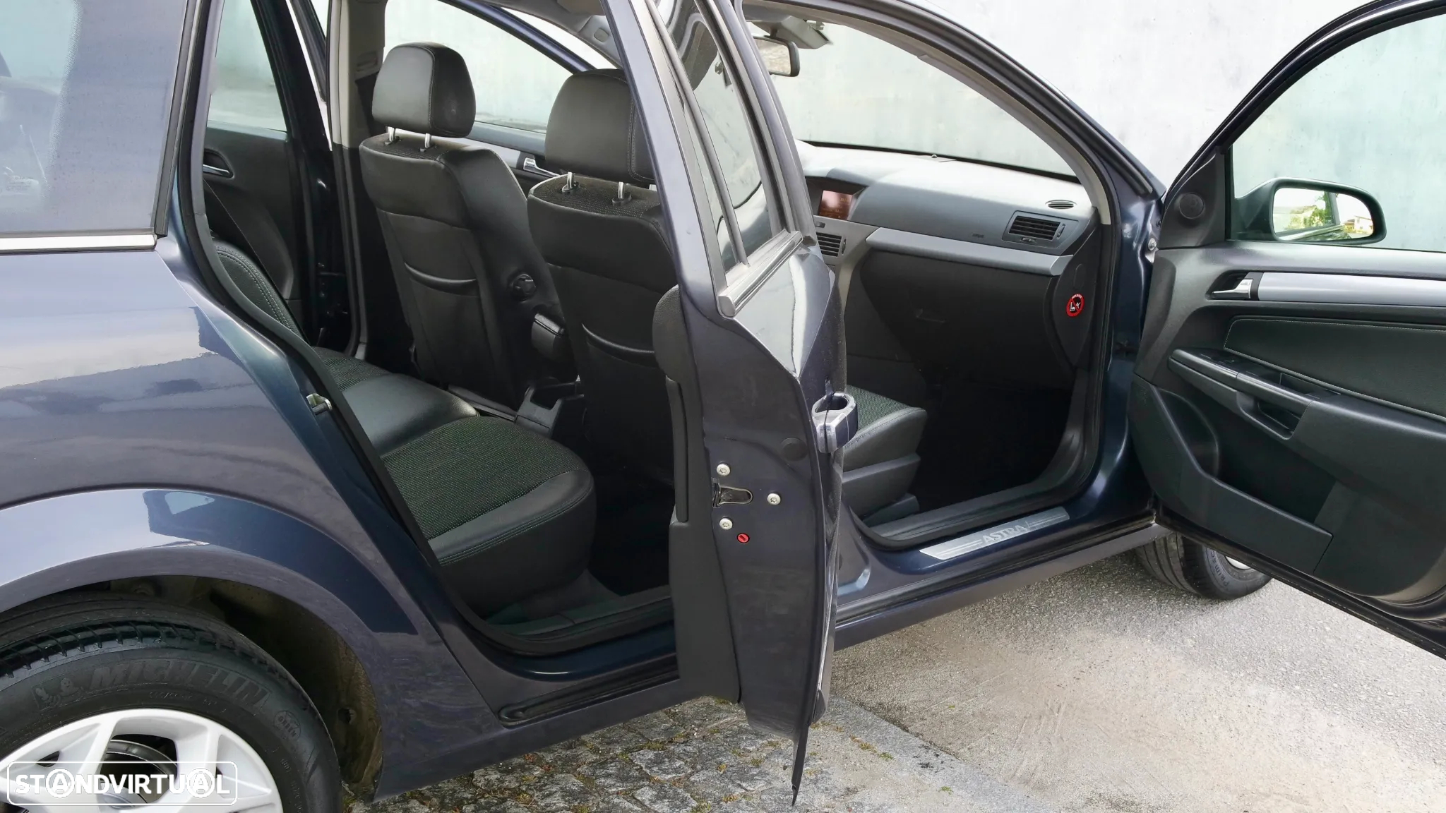Opel Astra Caravan 1.7 CDTi Cosmo Plus ecoFlex - 32