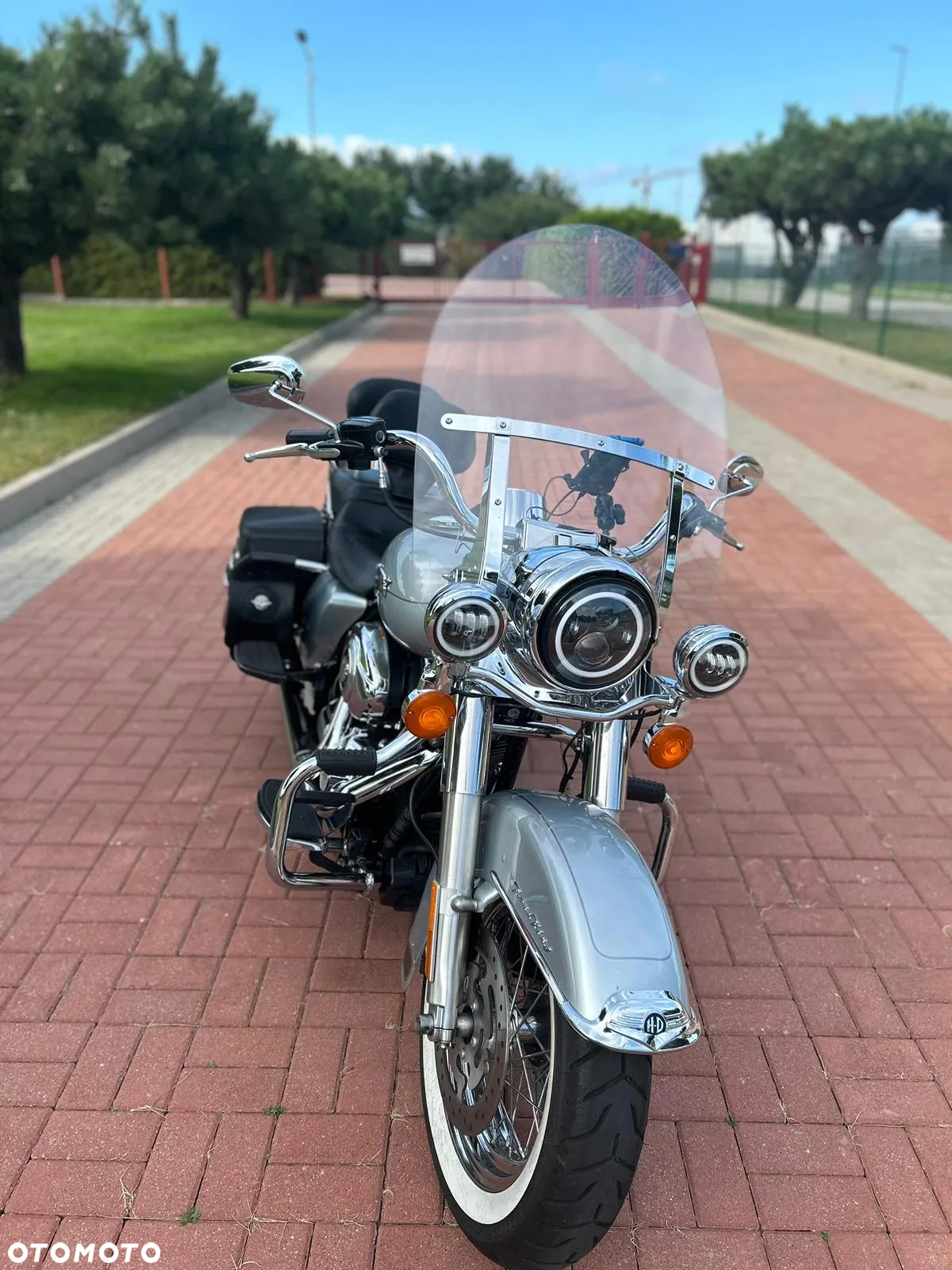 Harley-Davidson Touring Road King - 3