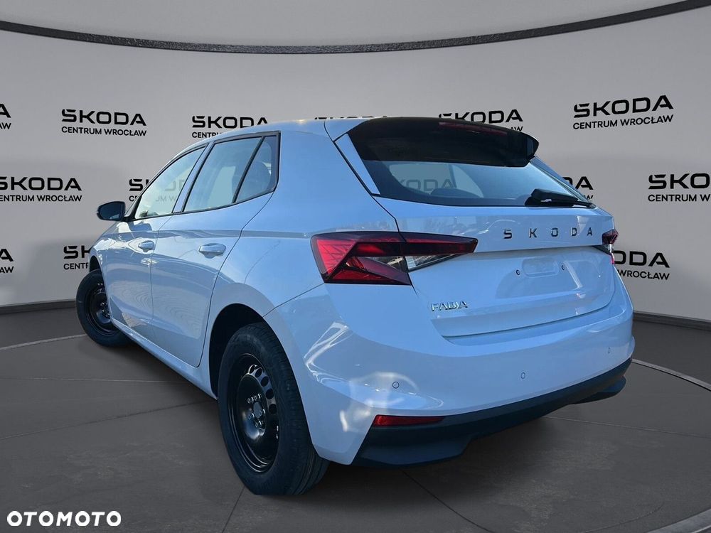 Skoda Fabia - 8