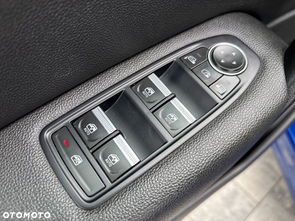 Renault Captur - 17