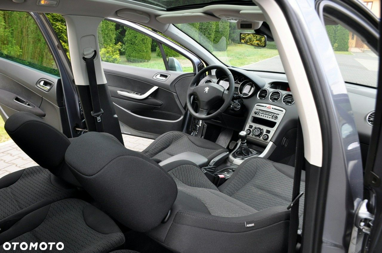 Peugeot 308 - 23