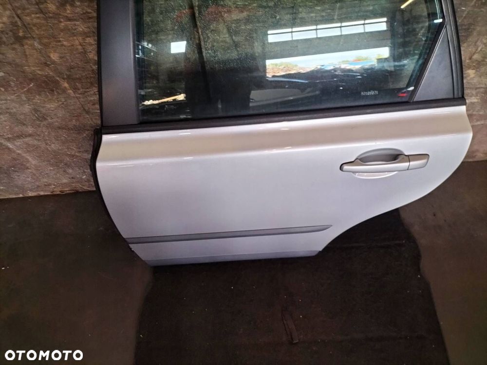 DRZWI KOMPLETNE LEWY TYŁ VOLVO V50 I 426-26 - 3