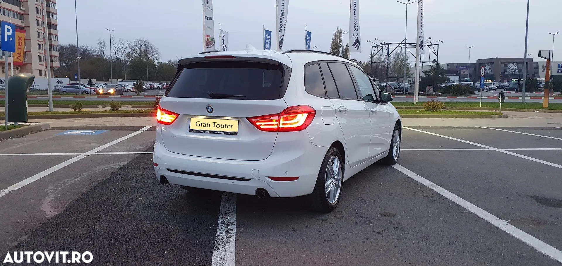 BMW Seria 2 220d Gran Tourer Aut. Sport Line - 4