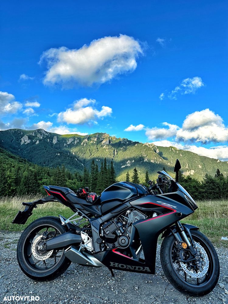 Honda CBR 650R - 7