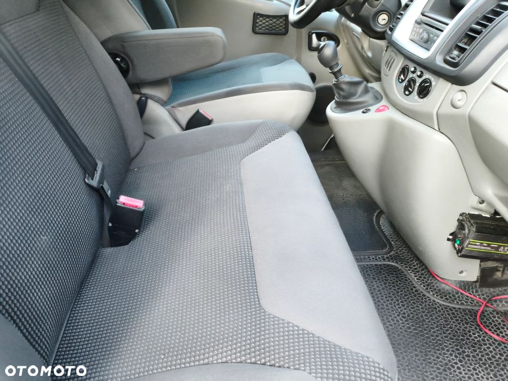 Opel VIVARO - 8