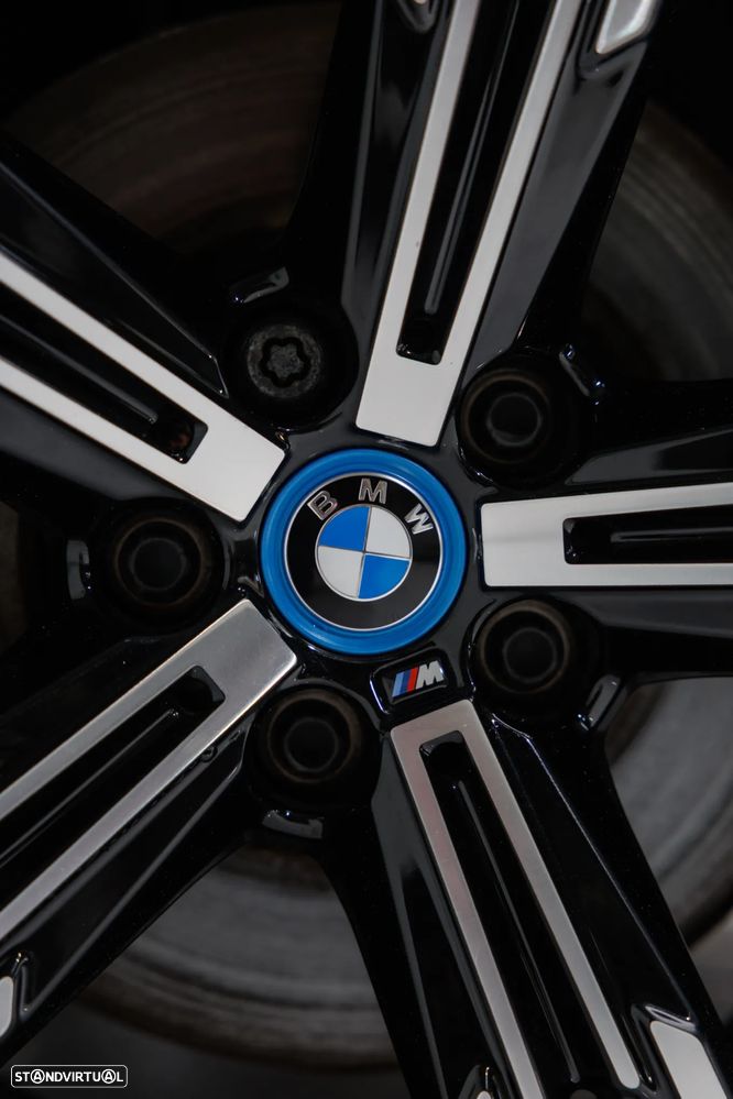 BMW 320 e Pack M Auto - 46