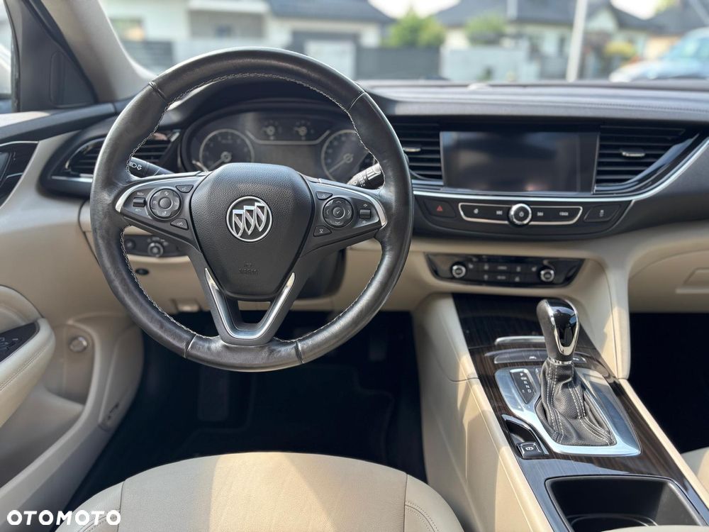 Opel Insignia - 22