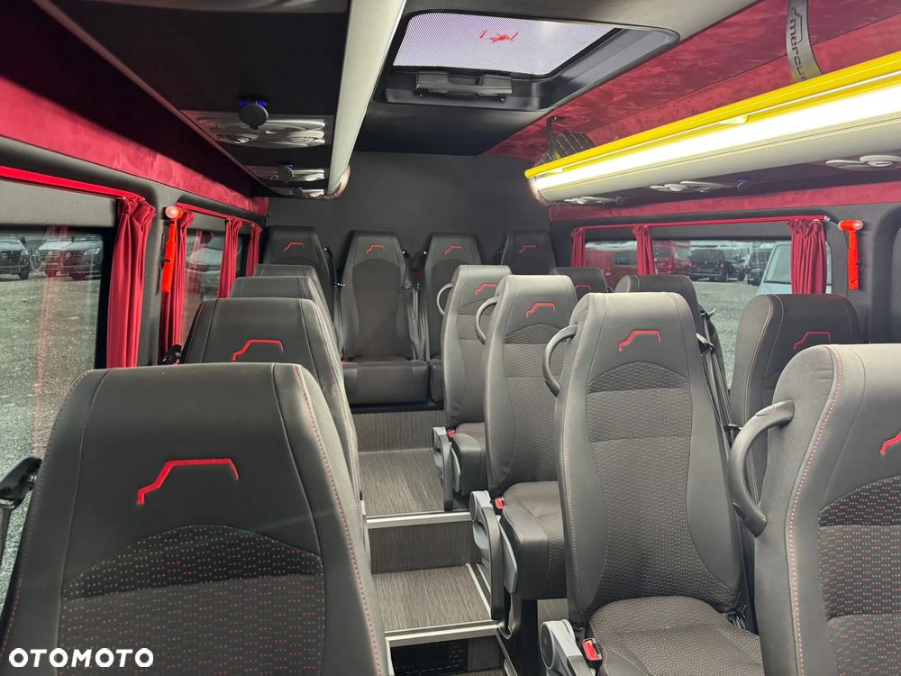 Mercedes-Benz Sprinter 517 - 10