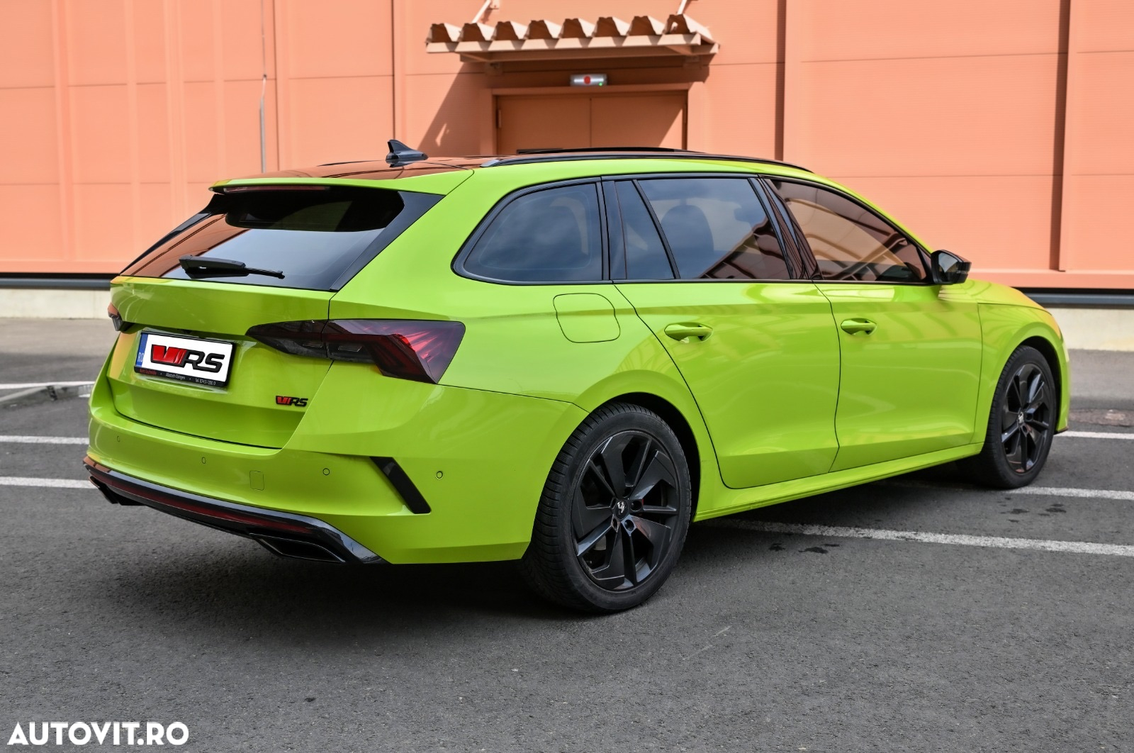 Skoda Octavia 2.0 TDI DSG 4x4 RS First Edition - 7