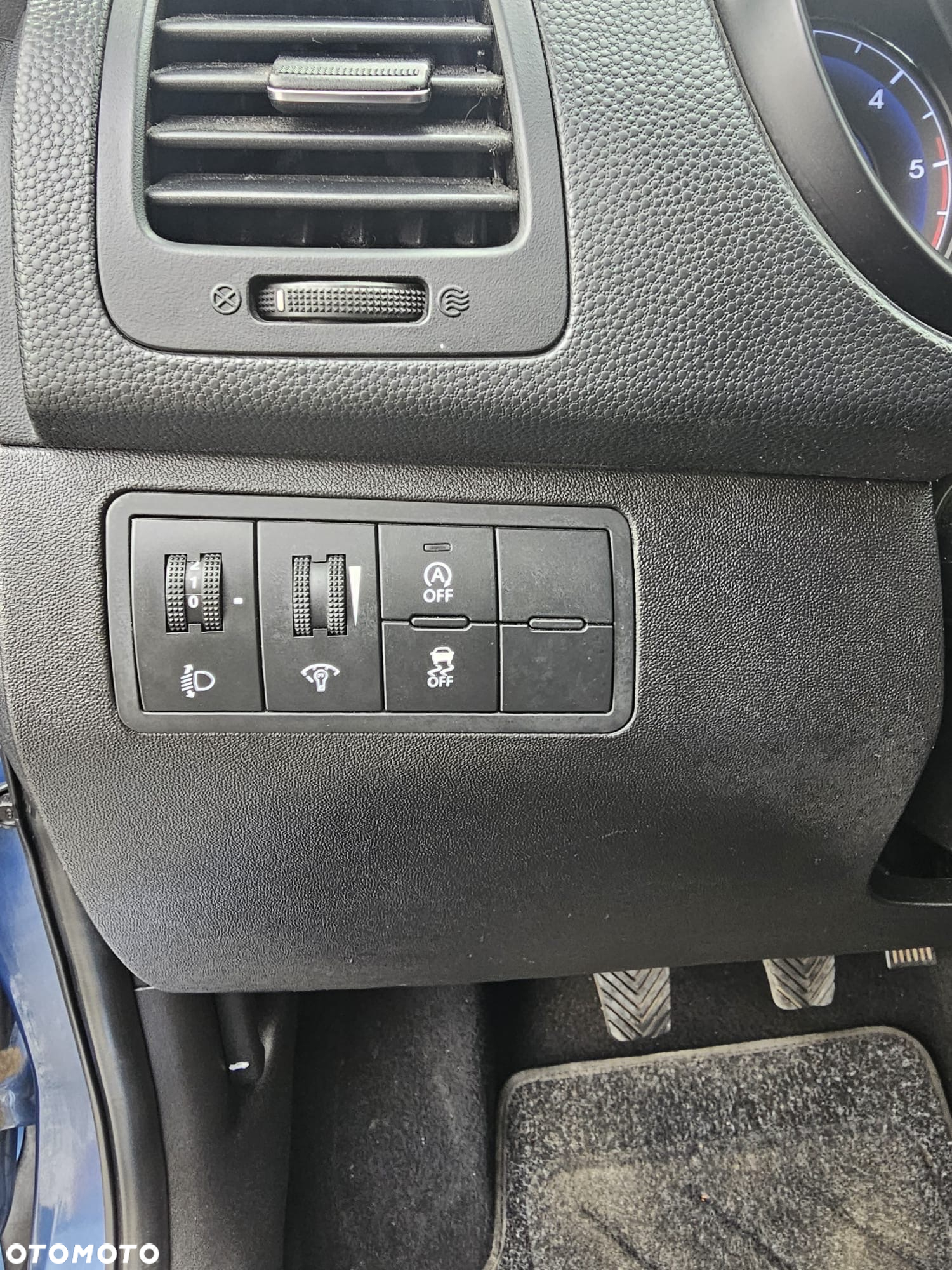 Hyundai ix20 1.4 CRDi BlueDrive Comfort - 21
