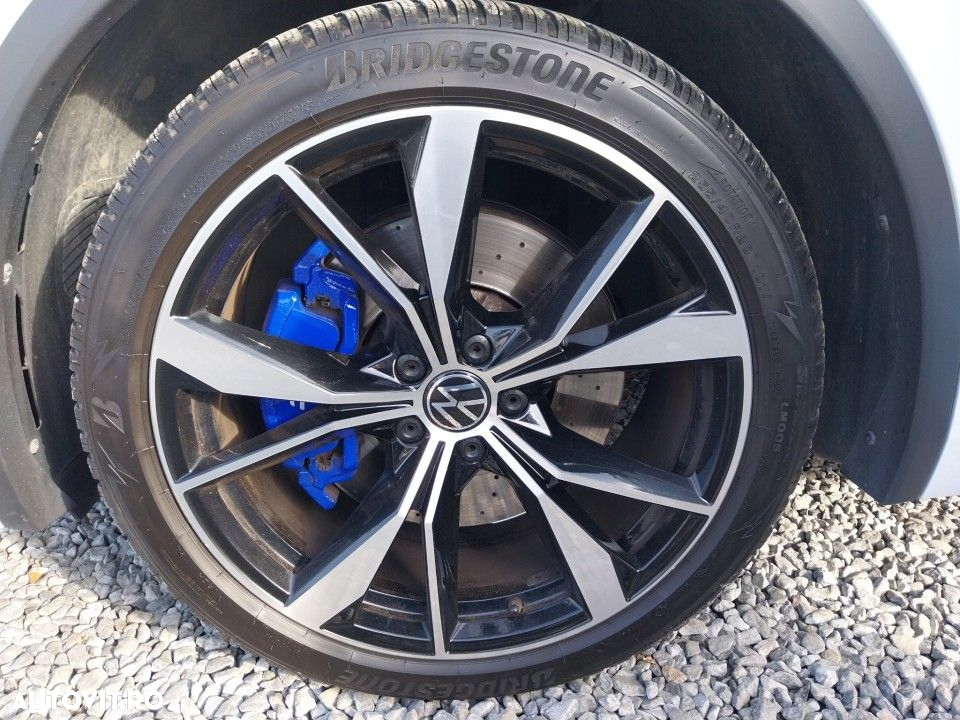 Volkswagen Tiguan - 19