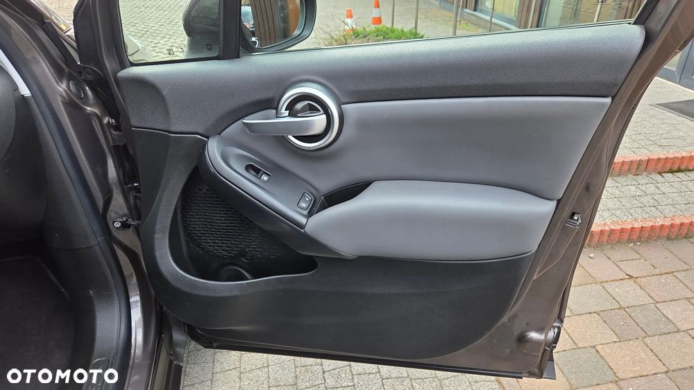 Fiat 500X 1.6 E-Torq 4x2 S&S City Cross - 32