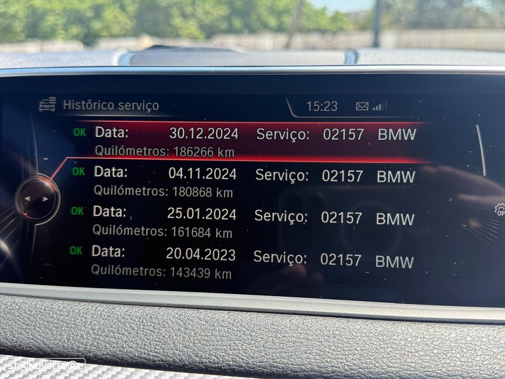 BMW X5 30 d xDrive Pack M 156g - 29