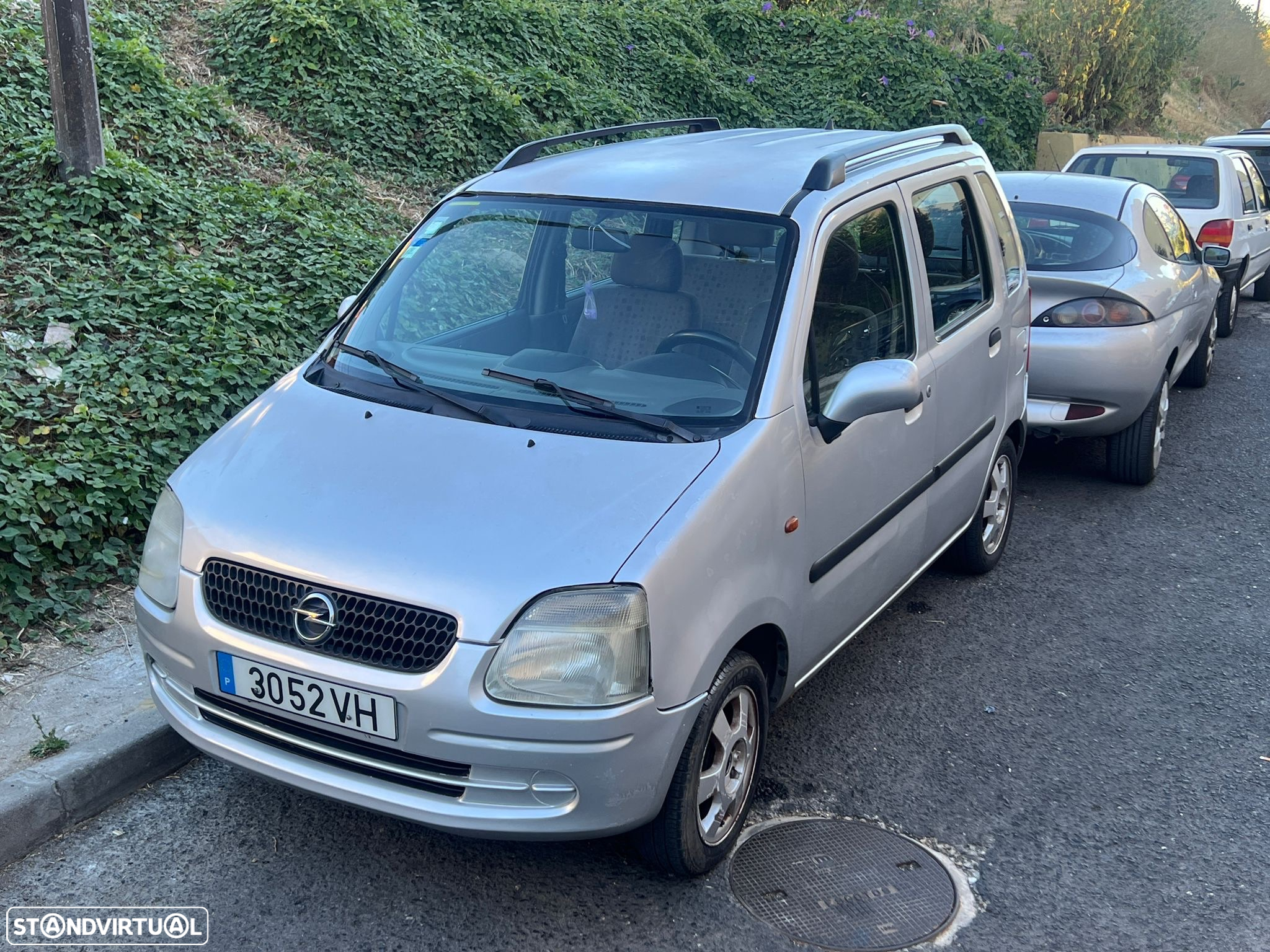 Opel Agila 1.0 12V - 2