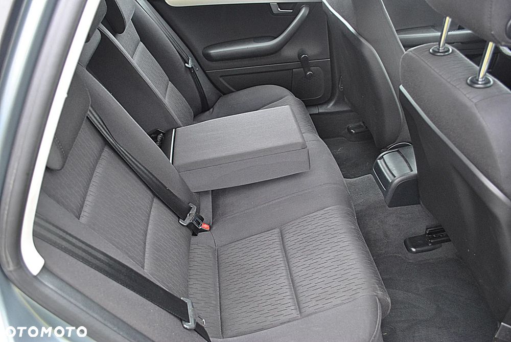 Audi A4 Avant 1.6 - 15