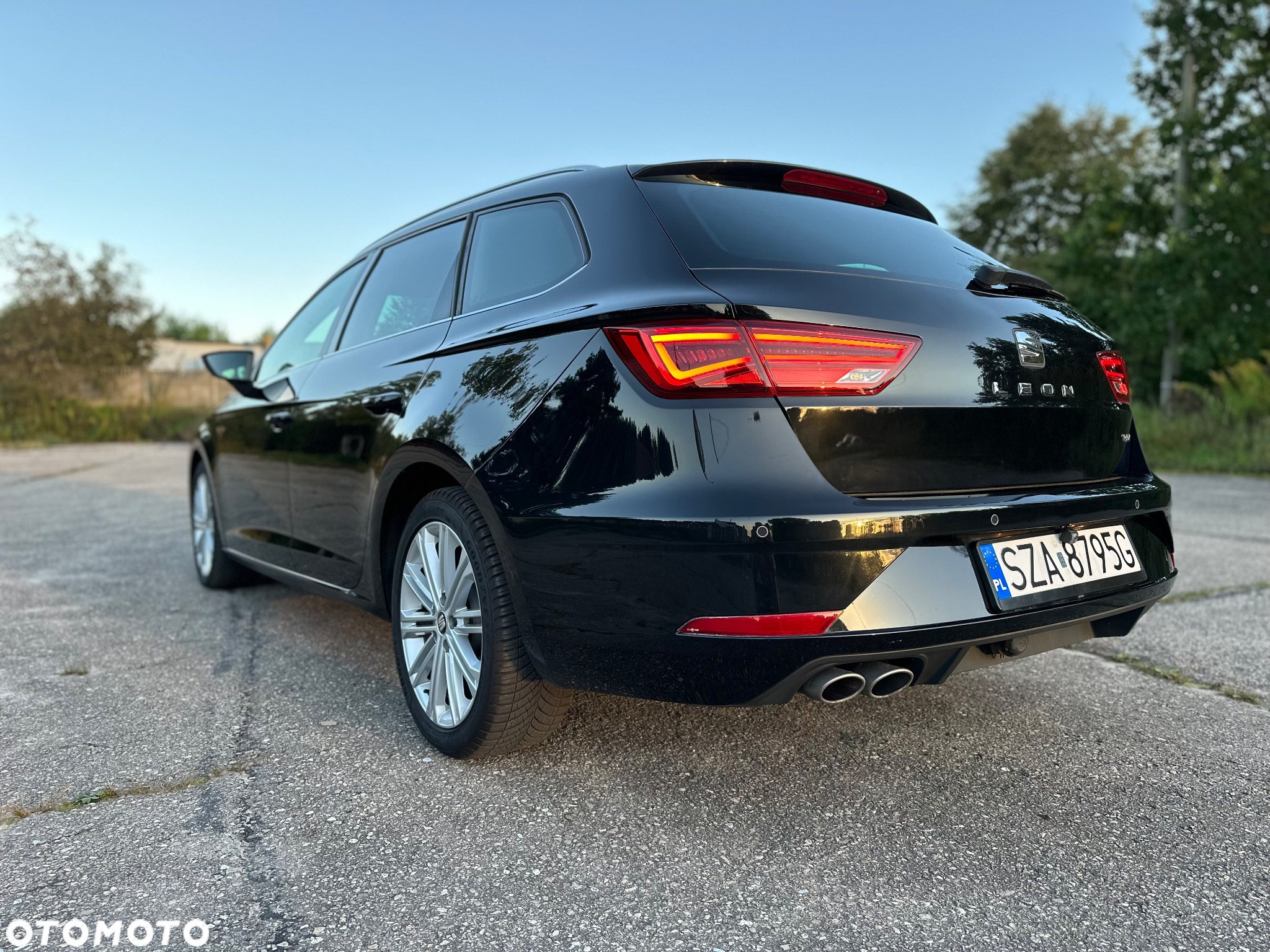 Seat Leon 2.0 TDI DPF Start&Stop DSG XCELLENCE - 10