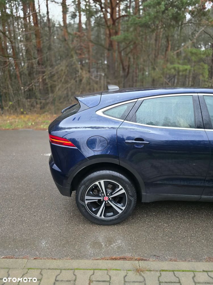 Jaguar E-Pace P200 AWD R-Dynamic - 13