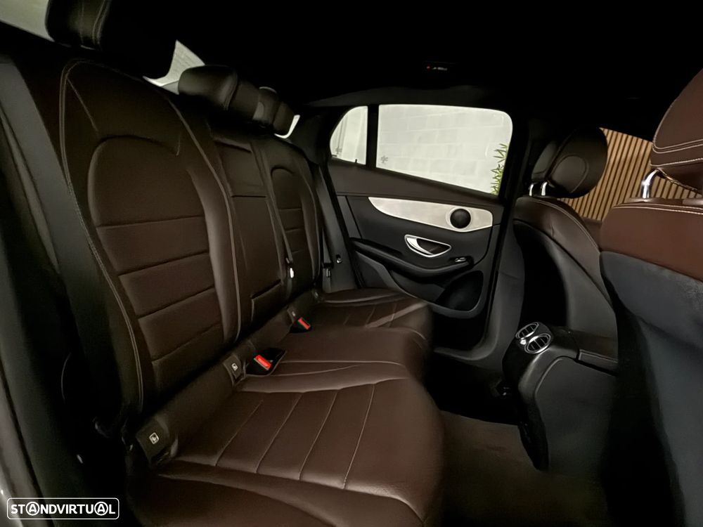 Mercedes-Benz GLC 250 d Coupé AMG Line 4-Matic - 24