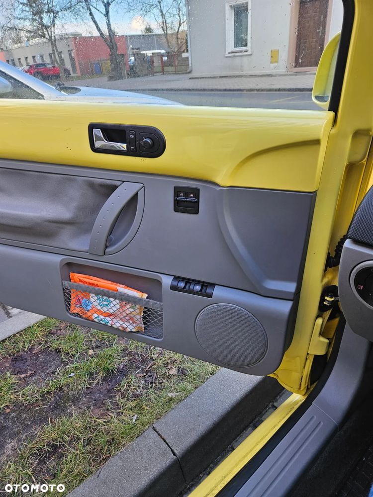 Volkswagen New Beetle 1.9 TDI - 13