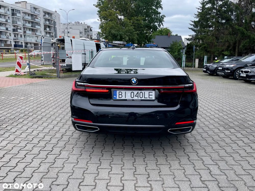 BMW Seria 7 730Ld xDrive mHEV - 21