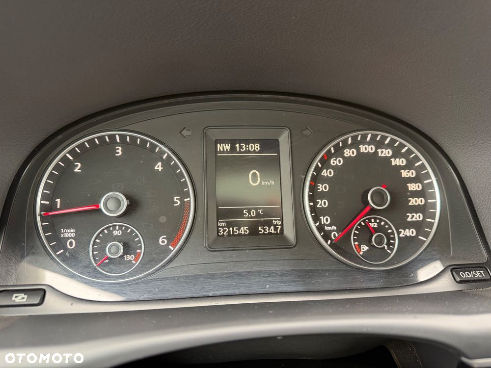 Volkswagen Touran 2.0 TDI Highline - 11