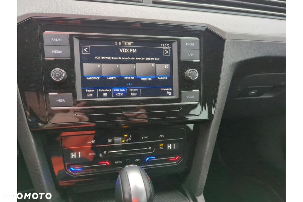 Volkswagen Passat Variant 1.5 TSI EVO Business DSG - 6